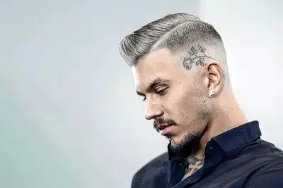 Exploration des tendances : la coupe de cheveux mi-long pour homme en 2022